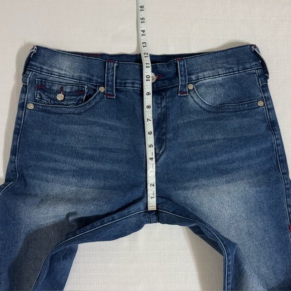 True Religion Jeans Rocco Relaxed Skinny Flap Pocket Red Stitch Blue Size 34x32 - Picture 11 of 14